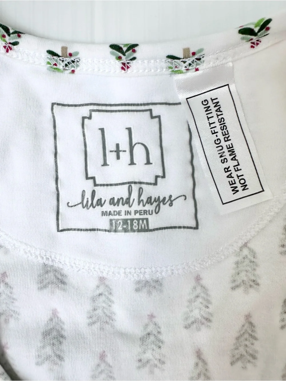 Lila And Hayes Holiday Tree Print Kids One-Piece Zipper Pajamas Size 12-18 Month